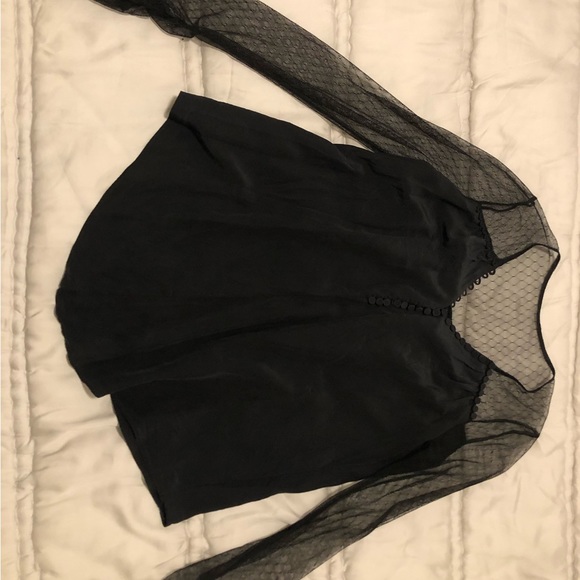 XS Bcbg long silk top with mesh sleeves - Picture 2 of 3